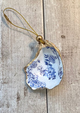 Load image into Gallery viewer, Blue &amp; White Transferware