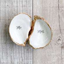 Load image into Gallery viewer, Wedding Couple Ring Dish